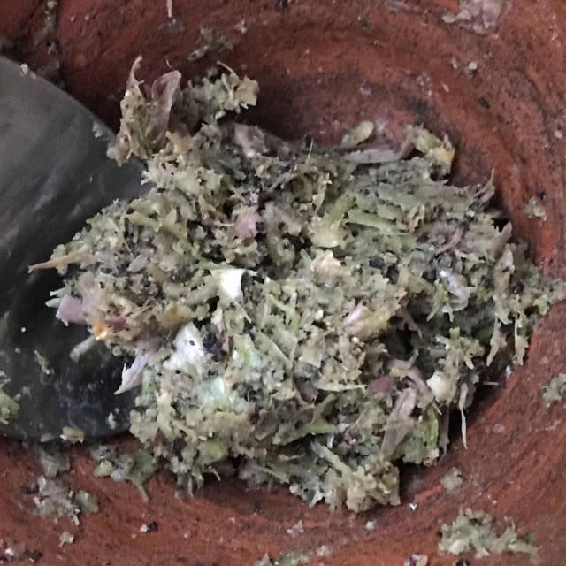 ครัวน้าคม : กรอบเค็มคอนเฟลค เมนูการนำคอนเฟลคของขวัญปีใหม่มาดัดแปลง