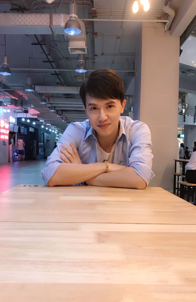 ฉ่ำว๊าว...เมนูหวาน
Lick YR Lips Cafe by ตำแหล