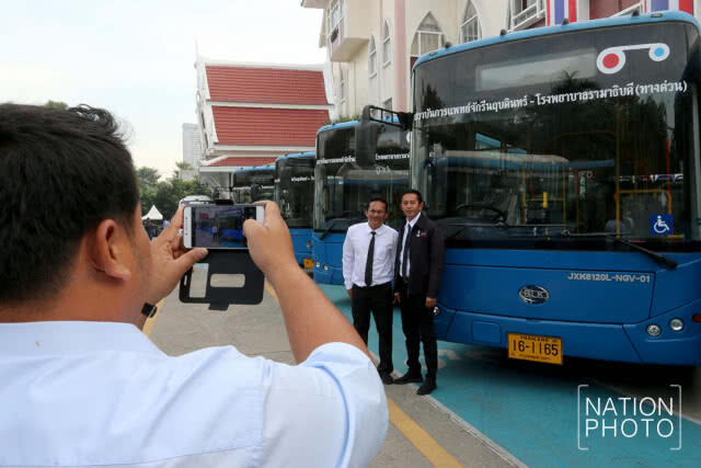 เปิดตัว รถโดยสารมาตรฐานใหม่ 2 เส้นทาง
