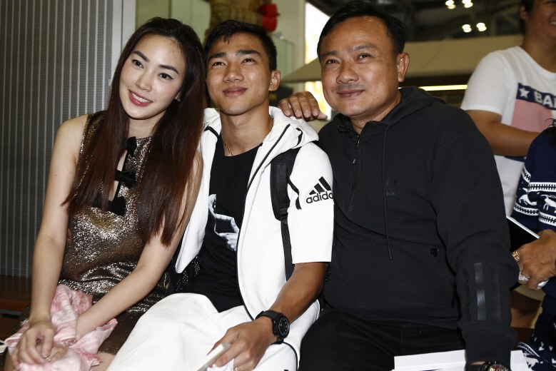 "เมย์" ร่ำไห้เลิก "เจ" เปิดใจปมรักล่ม แม่ฝ่ายชายไม่ปลื้ม