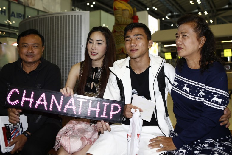 "เมย์" ร่ำไห้เลิก "เจ" เปิดใจปมรักล่ม แม่ฝ่ายชายไม่ปลื้ม