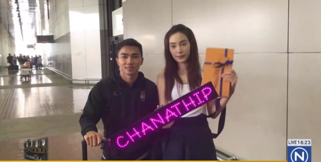 "เมย์-เจ" ประกาศรักถึงทางตัน ในวันที่รักกันมาก "เมย์-เจ" ประกาศรักถึงทางตัน ในวันที่รักกันมาก