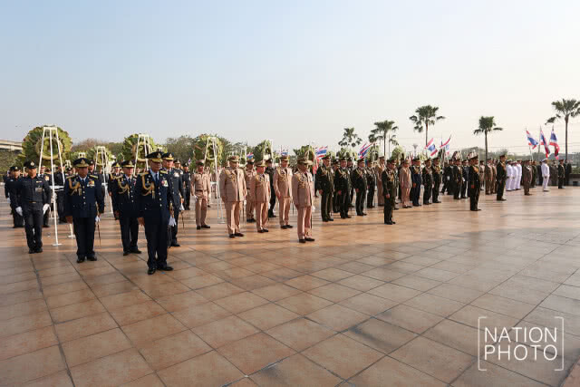 พิธีวางพวงมาลา เนื่องในวันกองทัพไทย