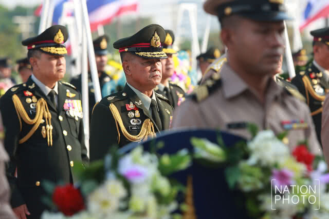 พิธีวางพวงมาลา เนื่องในวันกองทัพไทย