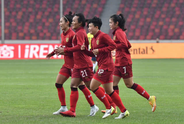 ชบาแก้ว โดนโคลอมเบีย ไล่เจ๊า 1-1 ศึกลูกหนังสี่เส้าฝอซาน