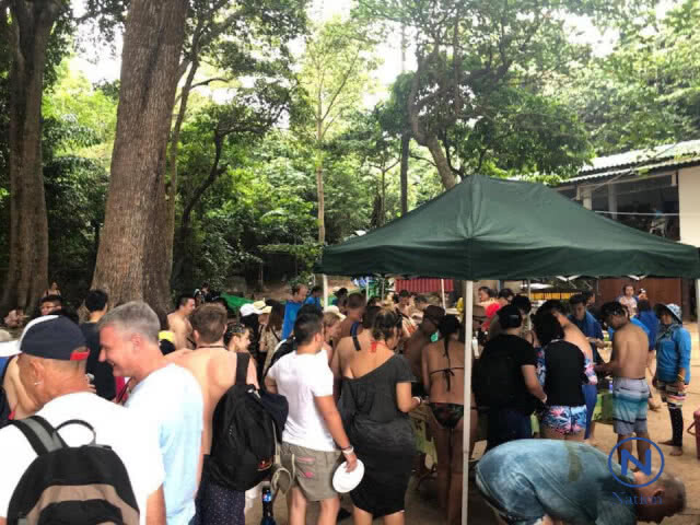 อนาคต " สิมิลัน"  
ในวันที่นักท่องเที่ยว"ล้น"