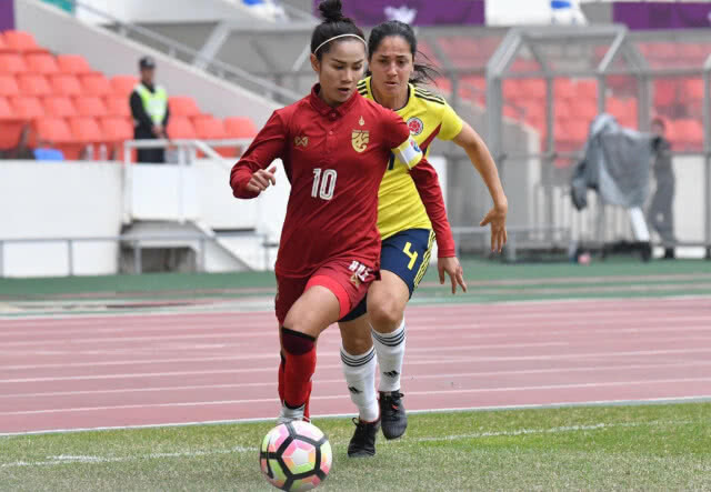 ชบาแก้ว โดนโคลอมเบีย ไล่เจ๊า 1-1 ศึกลูกหนังสี่เส้าฝอซาน