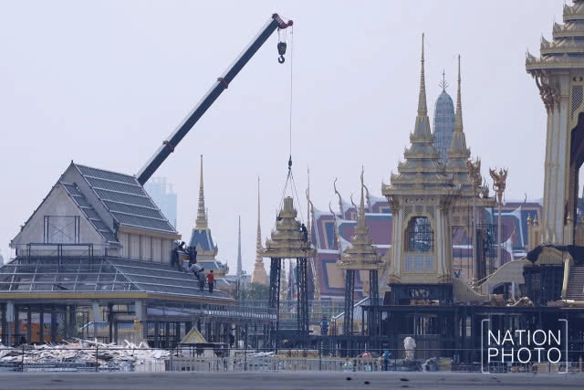 เจ้าหน้าที่รื้อถอนพระเมรุมาศ-อาคารประกอบพระเมรุมาศ