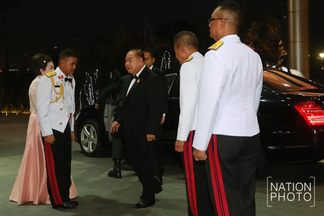 "บิ๊กตู่-บิ๊กป้อม"ร่วมงานเลี้ยงรับรองเนื่องในวันกองทัพบก ปี2561