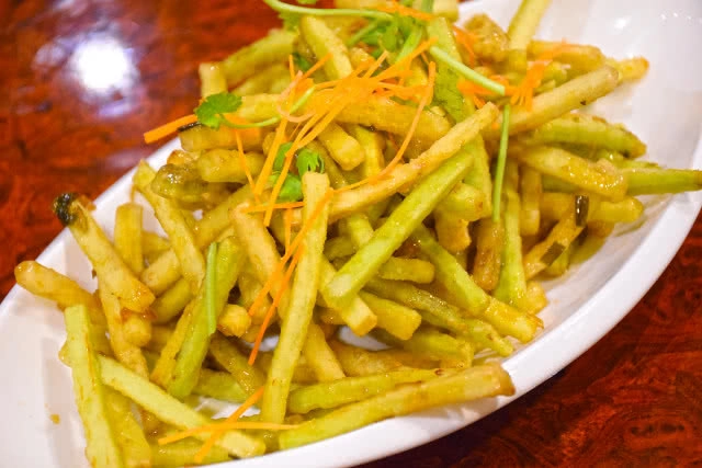 อร่อยปักหมุด : เกี๊ยวจีน พระรามเก้า ดราก้อนโบ้ท Dragon Boat อาหารจีนสไตล์ เหลียวหนิง พระรามเก้า 49