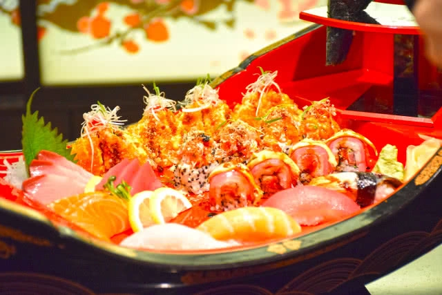 อร่อยปักหมุด : เบนิฮานา สเต็กเฮ้าส์สไตล์ญี่ปุ่น โรงแรมอวานี เอเทรียม ถนนเพชรบุรี กรุงเทพฯ