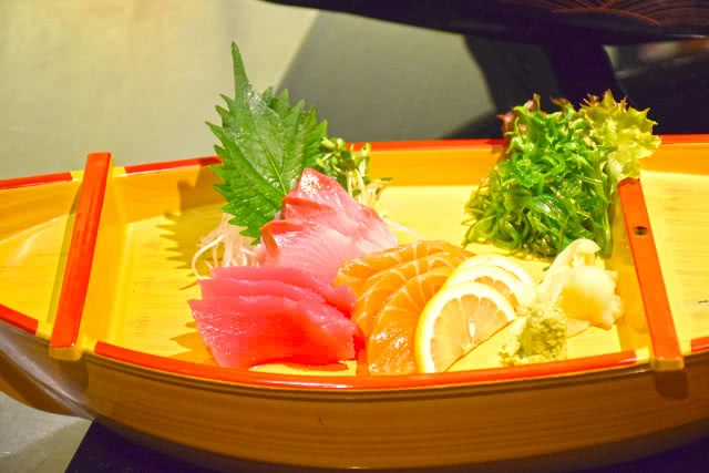 อร่อยปักหมุด : เบนิฮานา สเต็กเฮ้าส์สไตล์ญี่ปุ่น โรงแรมอวานี เอเทรียม ถนนเพชรบุรี กรุงเทพฯ