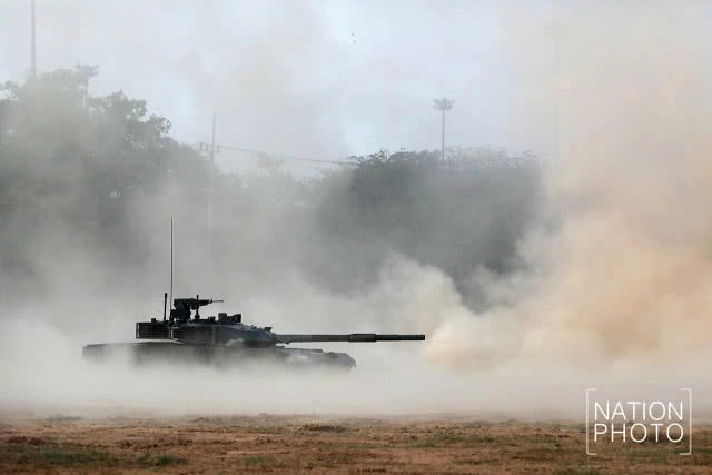 (ภาพชุด)ทบ.ซ้อมแสดงสมรรถนะด้านการขับเคลื่อนรถถัง(ล็อตแรก)ที่จัดซื้อจากจีน