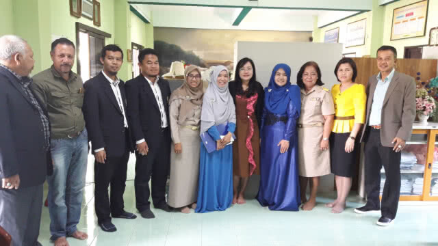 ดร.เกศทิพย์ และคณะนิเทศจิตอาสาฯ
ติดตามการจัดการเรียนรู้แบบ (Active Learning)