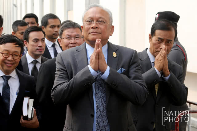 "สุเทพ" บอก เราคนไทยเคารพ กม. หลังถูกฟ้องกบฏ