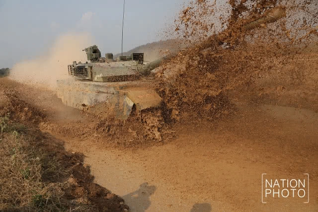 (ภาพชุด)ทบ.ซ้อมแสดงสมรรถนะด้านการขับเคลื่อนรถถัง(ล็อตแรก)ที่จัดซื้อจากจีน