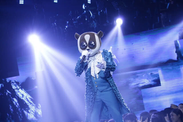 หน้ากากนางอาย ถอดหน้ากากแล้ว
หน้ากากหนอนชาเขียว เป็นแชมป์ The Mask Single 3