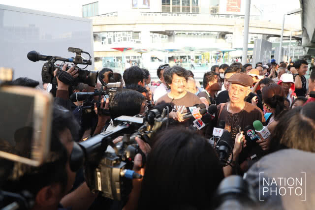 ภาพชุด : ม็อบคัดค้านเลื่อนเลือกตั้ง