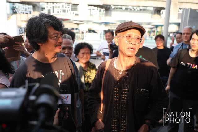 ภาพชุด : ม็อบคัดค้านเลื่อนเลือกตั้ง