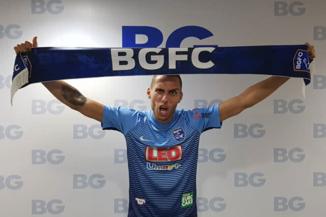 ซูเปอร์เซอร์ไพรซ์! บีจีเอฟซี คว้า "มาริโอ ยูรอฟสกี้"