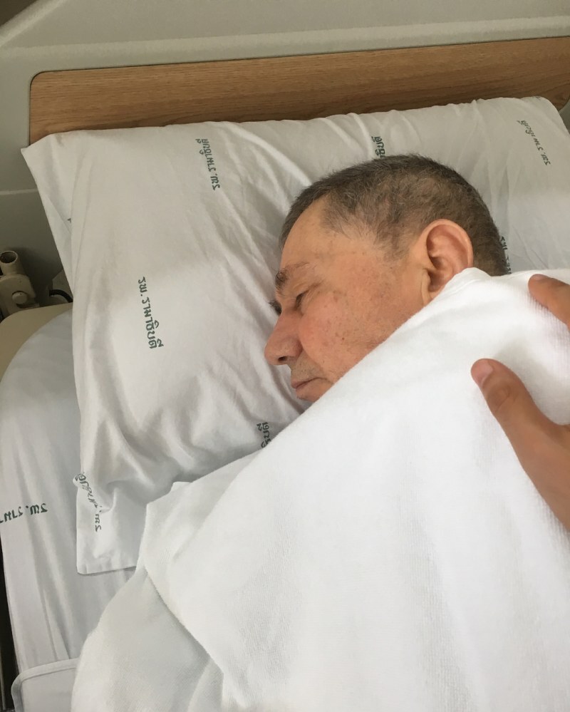'ณัฐรัฐ' ร้องขอบริจาคเลือดช่วย 'พ่อ' ผ่าตัดสมอง