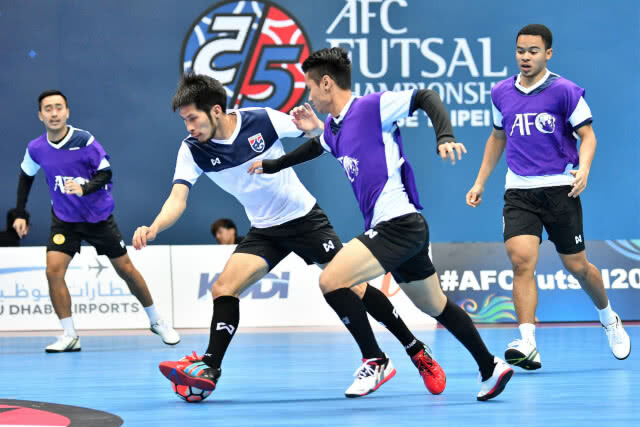 "เจ้าเนิร์ส" ร่วมทัพ "โต๊ะเล็ก" เผยเกมแรกยากเสมอ
