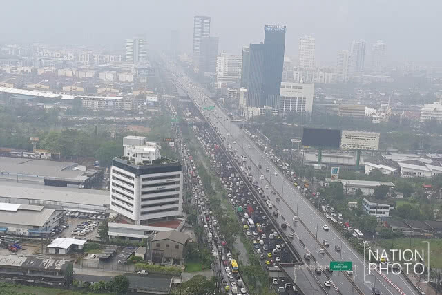 บางนา-ตราด หนึบ! หลังฝนตกหนัก