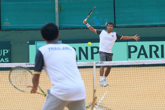 "เดวิสคัพไทย" ลุยซ้อมคอร์ตดิน ที่ศรีลังกา