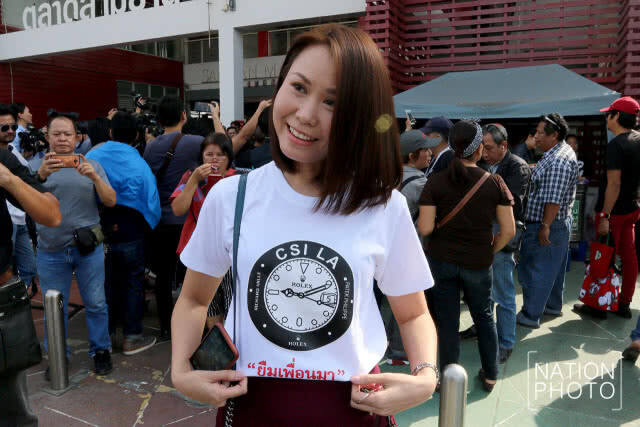 39 ผู้ชุมนุมสกายวอล์ค รับทราบข้อหา ที่ สน.ปทุมวัน