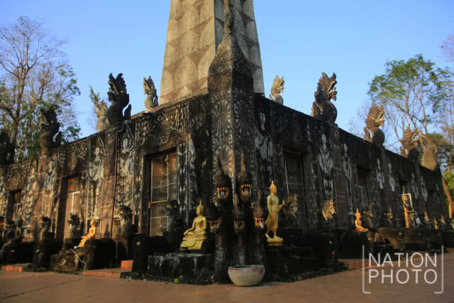 ท่องเที่ยววันหยุด.........เจดีย์หินพันล้านก้อน วัดภูพนมดี จ.อำนาจเจริญ