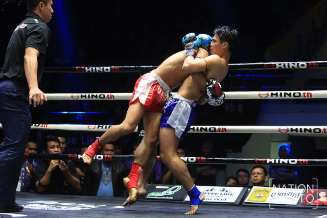 กริชเพชร รัตนภานุ แพ้คะแนน ชัยศิริ ส.เดชะพันธ์ ศึกมวยไทยเกียรติเพชร ซูเปอร์ไฟต์