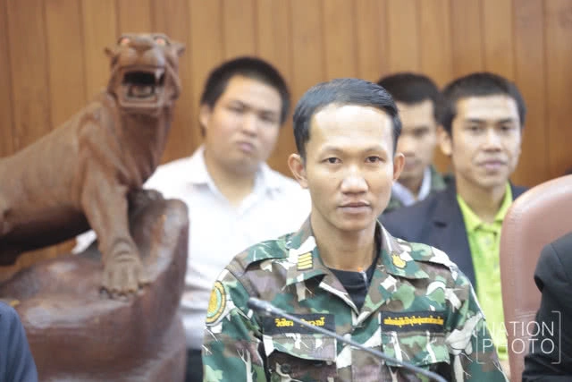 แห่ให้กำลังใจ "หัวหน้าวิเชียร"