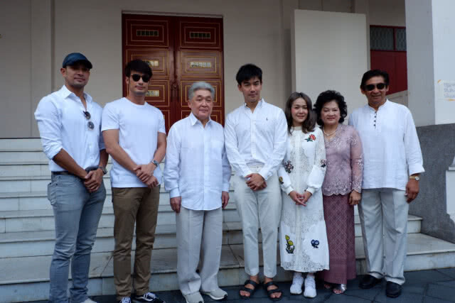 สมดังหวัง "เป๊ก เปรมณัช" ปลงผมบวชเรียน