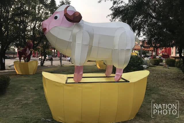 ศาลเจ้ามูลนิธิธรรมกตัญญู เสียนหลอไต้เทียนกง ประดับโคมไฟรับตรุษจีน