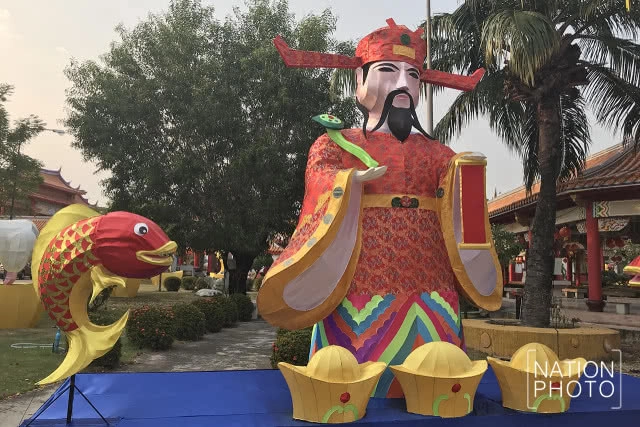 ศาลเจ้ามูลนิธิธรรมกตัญญู เสียนหลอไต้เทียนกง ประดับโคมไฟรับตรุษจีน