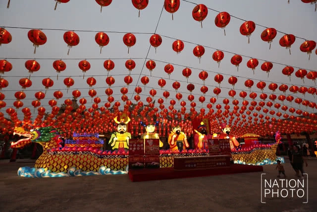 ศาลเจ้ามูลนิธิธรรมกตัญญู เสียนหลอไต้เทียนกง ประดับโคมไฟรับตรุษจีน