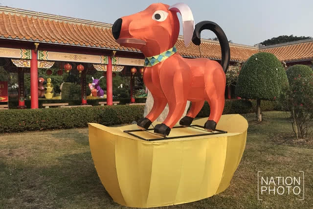 ศาลเจ้ามูลนิธิธรรมกตัญญู เสียนหลอไต้เทียนกง ประดับโคมไฟรับตรุษจีน