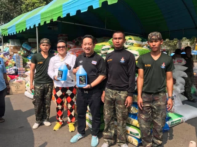 ปันน้ำใจมอบรอยยิ้ม บริจาคข้าวสารและของใช้ ให้วัดพระบาทน้ำพุ จ.ลพบุรี