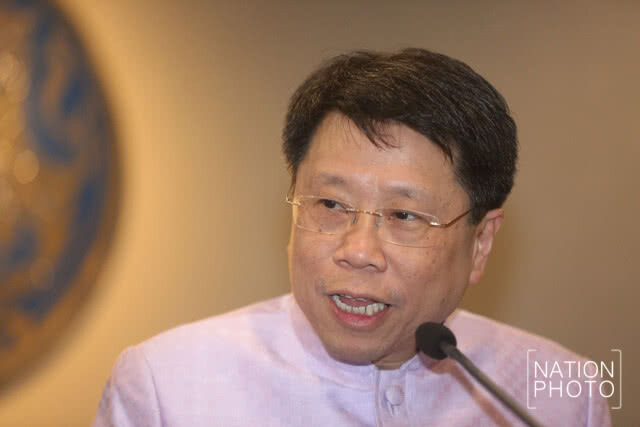 "หมอธี" รมว.ศึกษาฯ แถลงขอโทษ!
