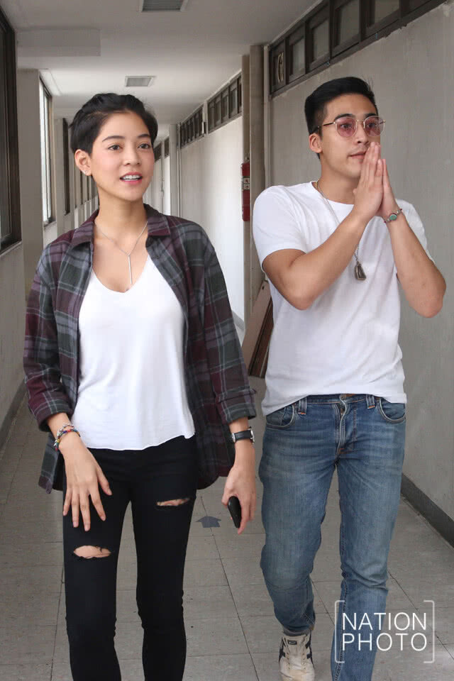 "สายป่าน" พบอัยการ ฐานความผิด พ.ร.บ.คอมพิวเตอร์
