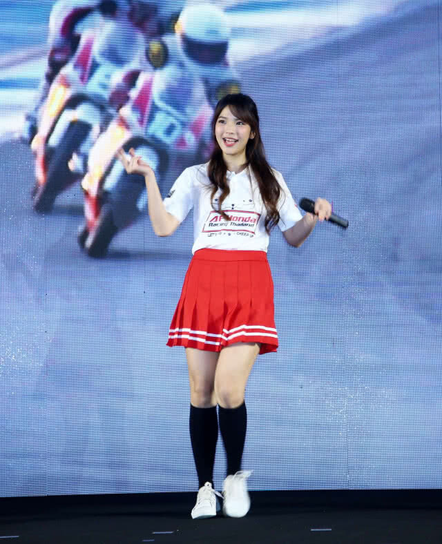 สาวBNK48 ได้เป็นแอมบาสเดอร์ นำเชียร์ "เอพีฮอนด้า"