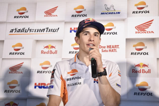 "มาร์ค มาร์เกซ" ฉลองวันเกิดร่วมกับแฟนๆ ชาวไทย