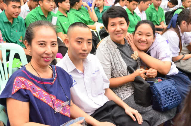 Kick Off "ยุวแรงงาน"
ดีเดย์! เปิดประสบการณ์ชีวิตการทำงานนักเรียน-นักศึกษา