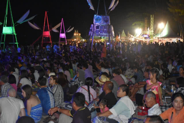 เปิดแล้ว! ฤดูท่องเที่ยว งานกระบี่ นาคาเฟส 2018