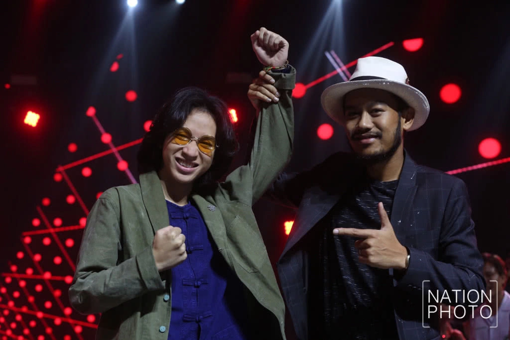 (ภาพชุด) "ไม้หมอน" คว้าแชมป์เดอะวอยซ์ ซีซั่น 6 (ภาพชุด) "ไม้หมอน" คว้าแชมป์เดอะวอยซ์ ซีซั่น 6