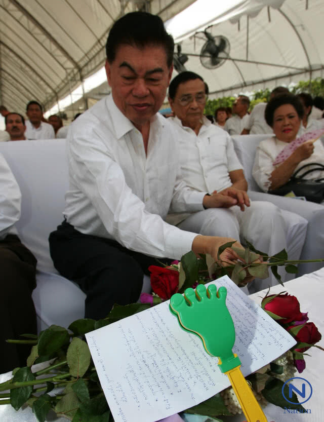 ปิดฉากชีวิตมือปราบ
"สล้าง บุนนาค" 
เหรียญตราและบาดแผล