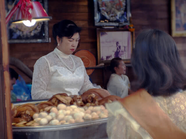 ความงดงามของความเป็นไทย ไปกับงาน "อุ่นไอรัก คลายความหนาว"