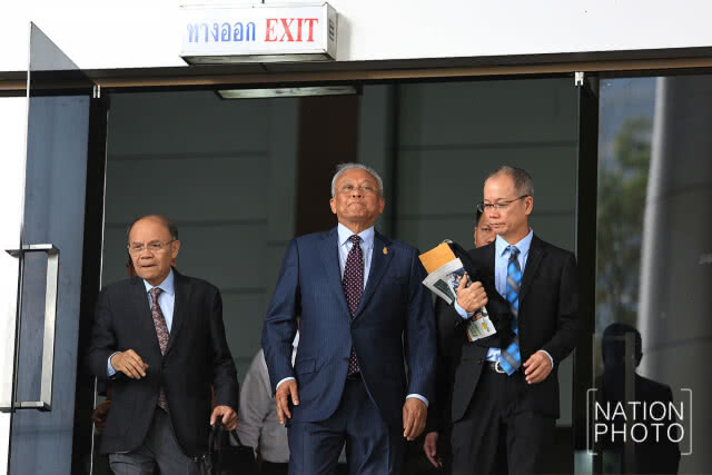 ยกฟ้อง "สุเทพ" หมิ่น 3 แกนนำนปช.