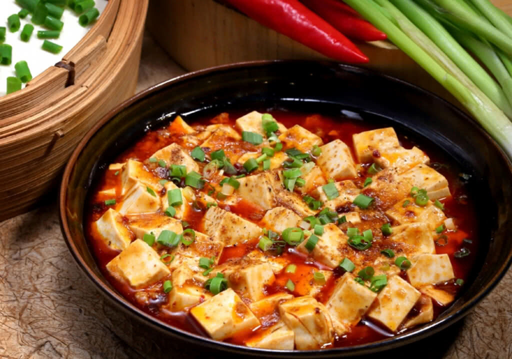 อร่อยปักหมุด : เข้มข้นและเผ็ดร้อนสไตล์เสฉวน 19-28 มีนาคม ณ แชงพาเลซ
โรงแรมแชงกรี-ลา กรุงเทพฯ