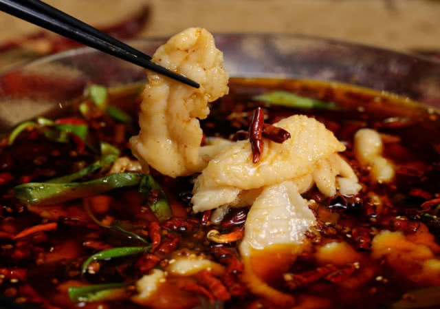 อร่อยปักหมุด : เข้มข้นและเผ็ดร้อนสไตล์เสฉวน 19-28 มีนาคม ณ แชงพาเลซ
โรงแรมแชงกรี-ลา กรุงเทพฯ